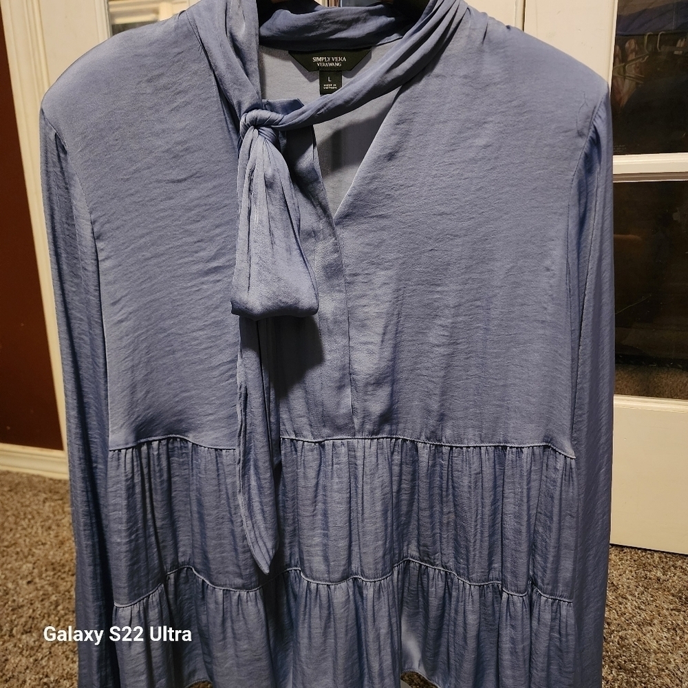 Simply Vera Vera Wang Blue Scarf Shirt
